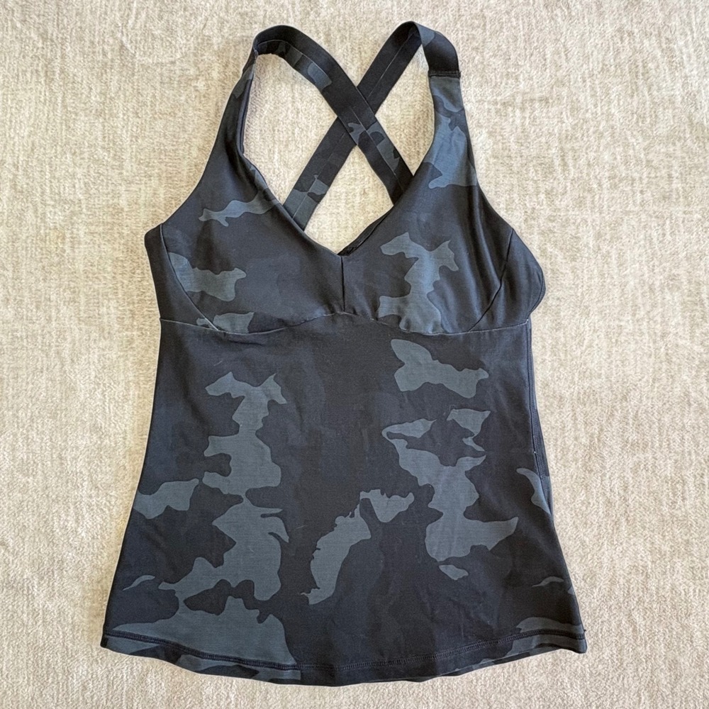 Prana Layna Tank Womens XS Crisscross Back Gray Camo Yoga Gym Workout Gorpcore
